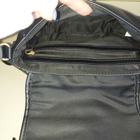 Time and Tru Black Crossbody - NWOT - Picture 6 of 8